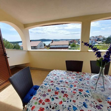 Apartmani Tara Medulin Buitenkant foto