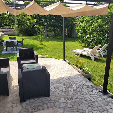 Apartmani Tara Medulin Buitenkant foto