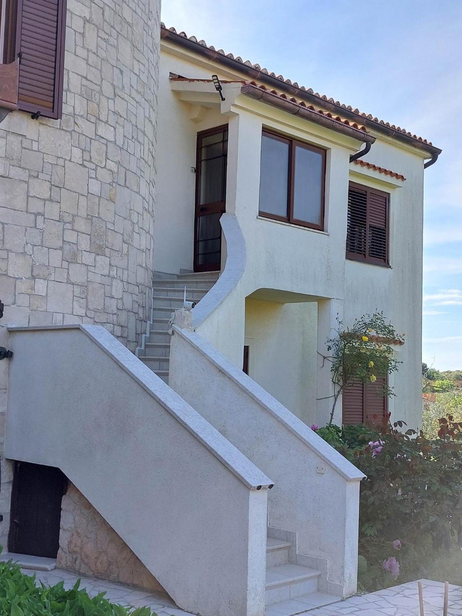 Apartmani Tara Medulin Buitenkant foto